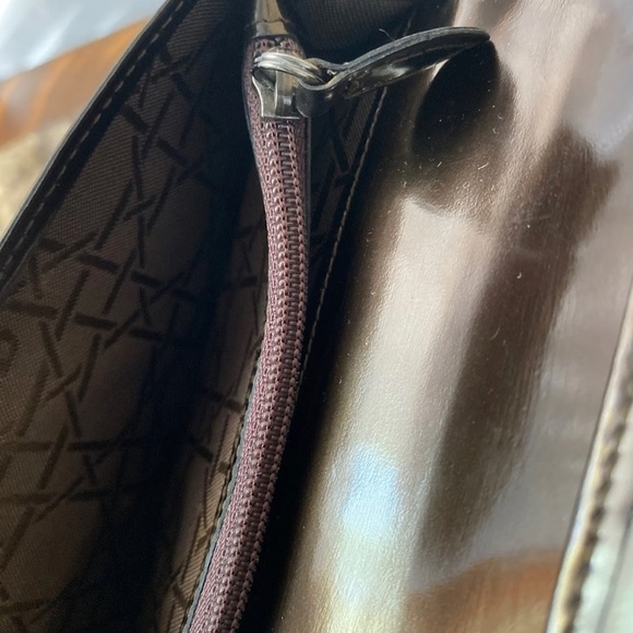 LOW START Christian Dior patent long wallet - Picture 5 of 9